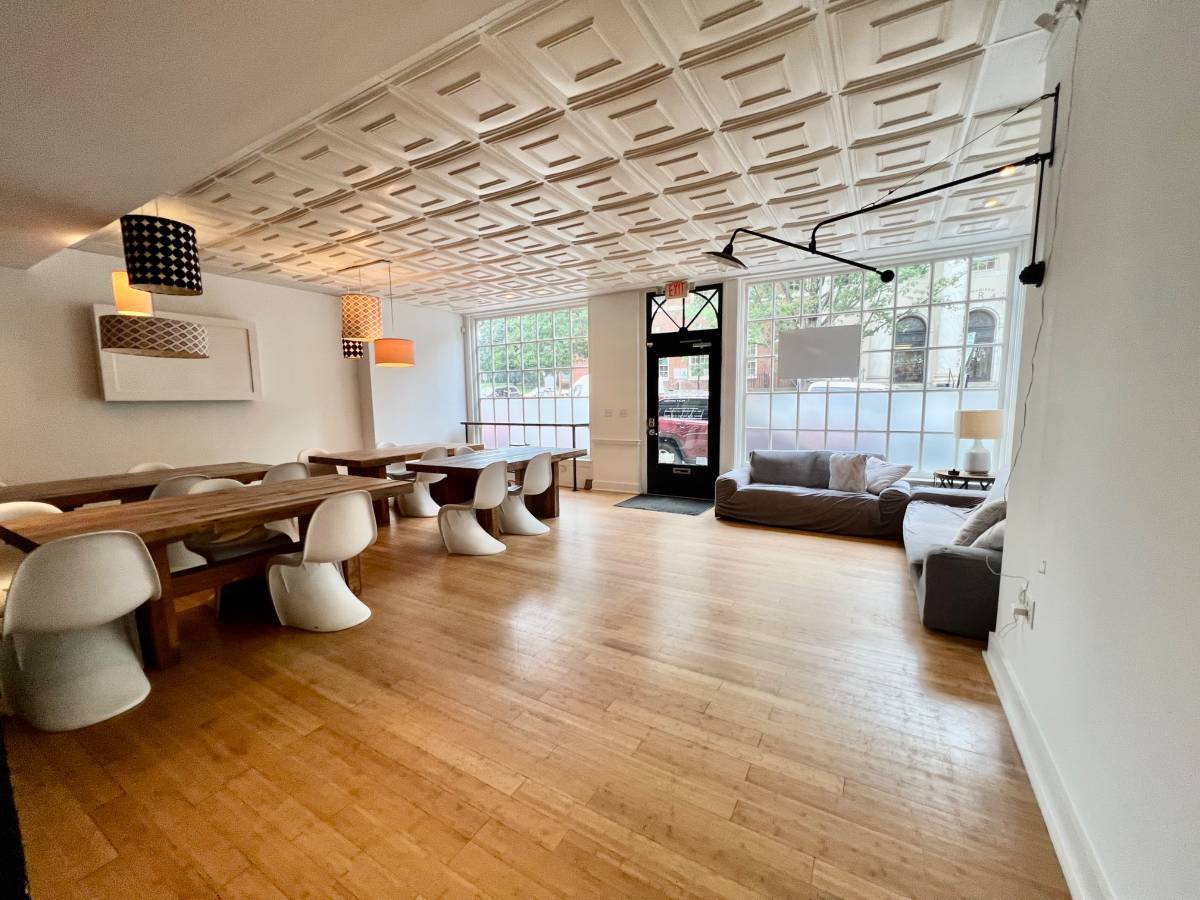 204 East Market — Restaurant & kitchen — 4