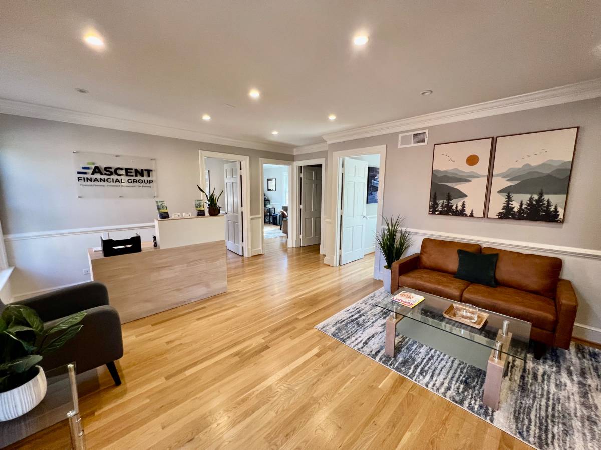 230 Court Square — Suite 202 — 4